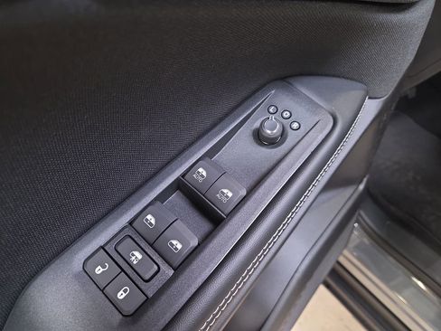 New 2026 Jeep Cherokee Laredo image 11