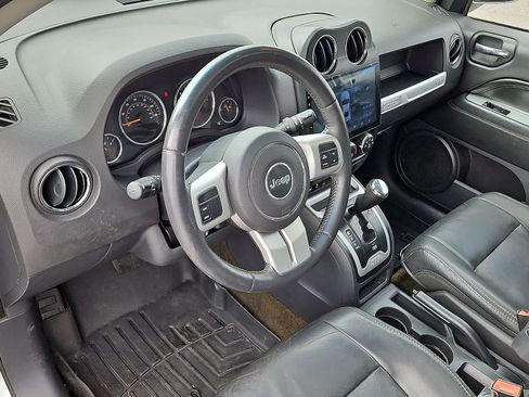 Used 2016 Jeep Compass High Altitude AWD/4WD image 16