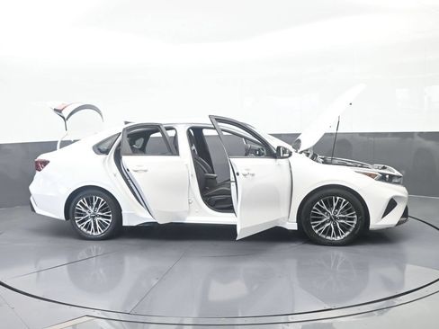 Used 2022 Kia Forte GT-Line w/ GT-Line Technology Package FWD image 68
