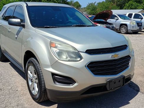 Used 2016 Chevrolet Equinox LS FWD image 4