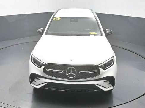 Used 2025 Mercedes-Benz GLC 300 w/ AMG Line image 44