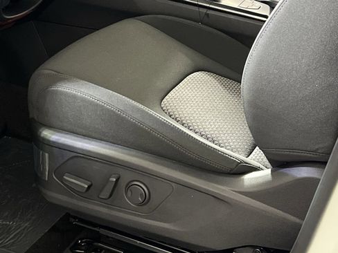 New 2026 Kia Sportage S image 12