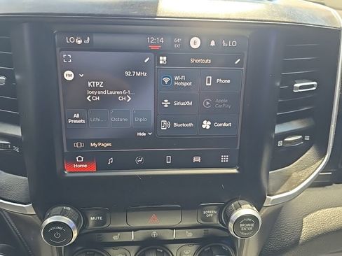 Used 2022 RAM 1500 Big Horn AWD/4WD image 14