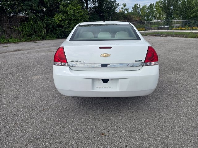 Used 2011 Chevrolet Impala LT FWD image 4