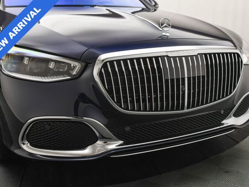 Used 2025 Mercedes-Benz Maybach S 580 4MATIC image 28