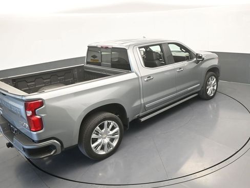Used 2024 Chevrolet Silverado 1500 High Country w/ Technology Package AWD/4WD image 66