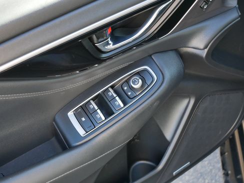 Used 2023 Subaru Outback Limited image 19