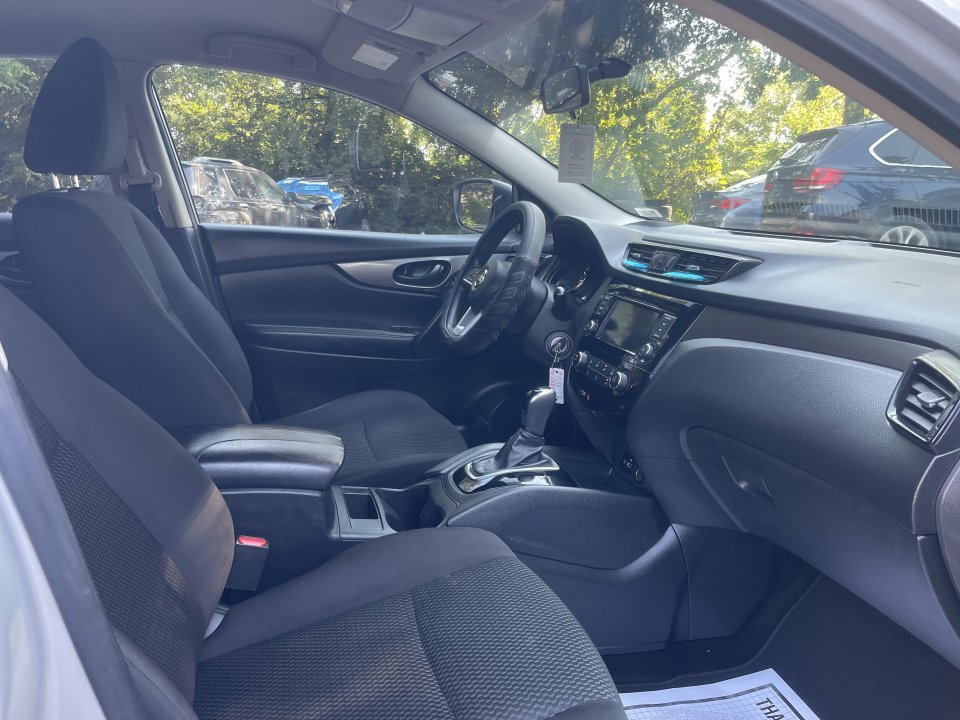 Used 2019 Nissan Rogue Sport S AWD/4WD image 13