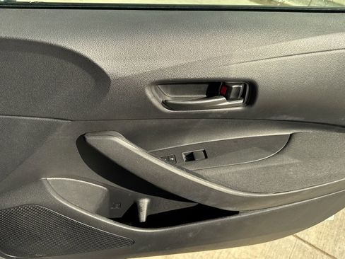 Used 2024 Toyota Corolla LE image 21