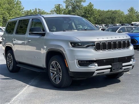 Used 2024 Jeep Wagoneer Series II image 46