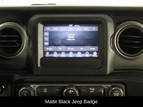 Used 2022 Jeep Wrangler Unlimited Sport image 27
