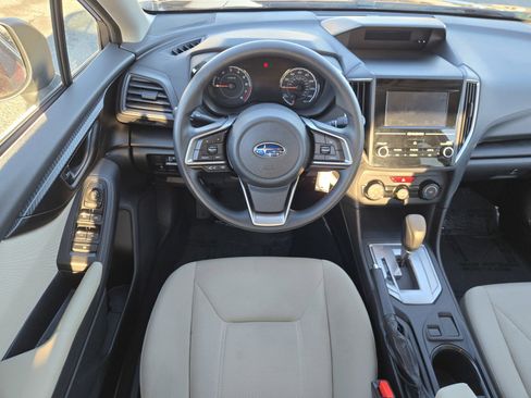 Used 2017 Subaru Impreza 2.0i image 12