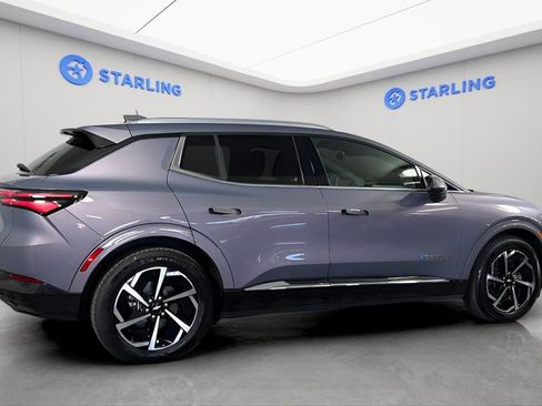 Used 2025 Chevrolet Equinox EV LT image 10