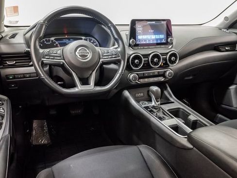 Used 2022 Nissan Sentra SV FWD image 7