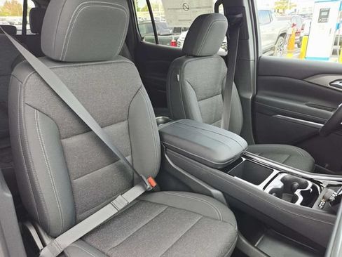 New 2026 Chevrolet Traverse LT w/ Midnight/Sport Edition AWD/4WD image 17
