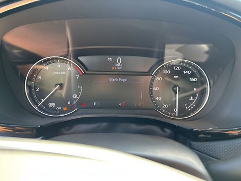 New 2025 Cadillac XT5 Luxury image 31