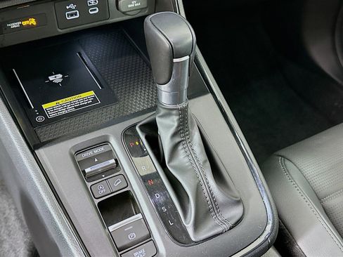 Used 2025 Honda CR-V EX-L image 24