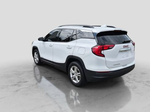 Used 2018 GMC Terrain SLE w/ Driver Convenience Package FWD image 6
