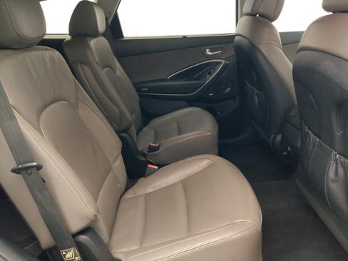 Used 2015 Hyundai Santa Fe Limited w/ Option Group 04 FWD image 19