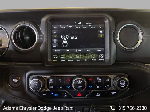 Used 2023 Jeep Wrangler Unlimited Sahara w/ Cold Weather Group AWD/4WD image 17