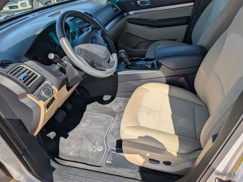 Used 2017 Ford Explorer 4WD image 12