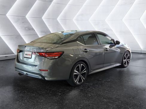 Used 2021 Nissan Sentra SR FWD image 4