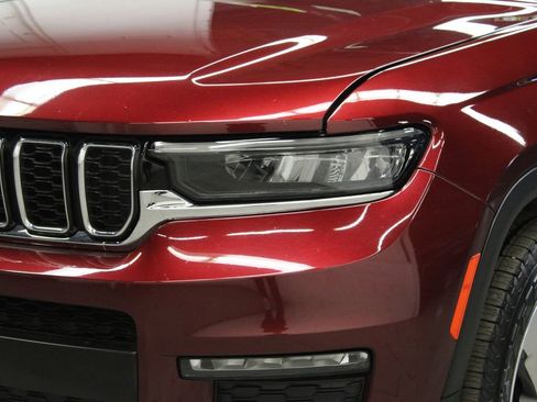 Used 2021 Jeep Grand Cherokee L Limited image 41