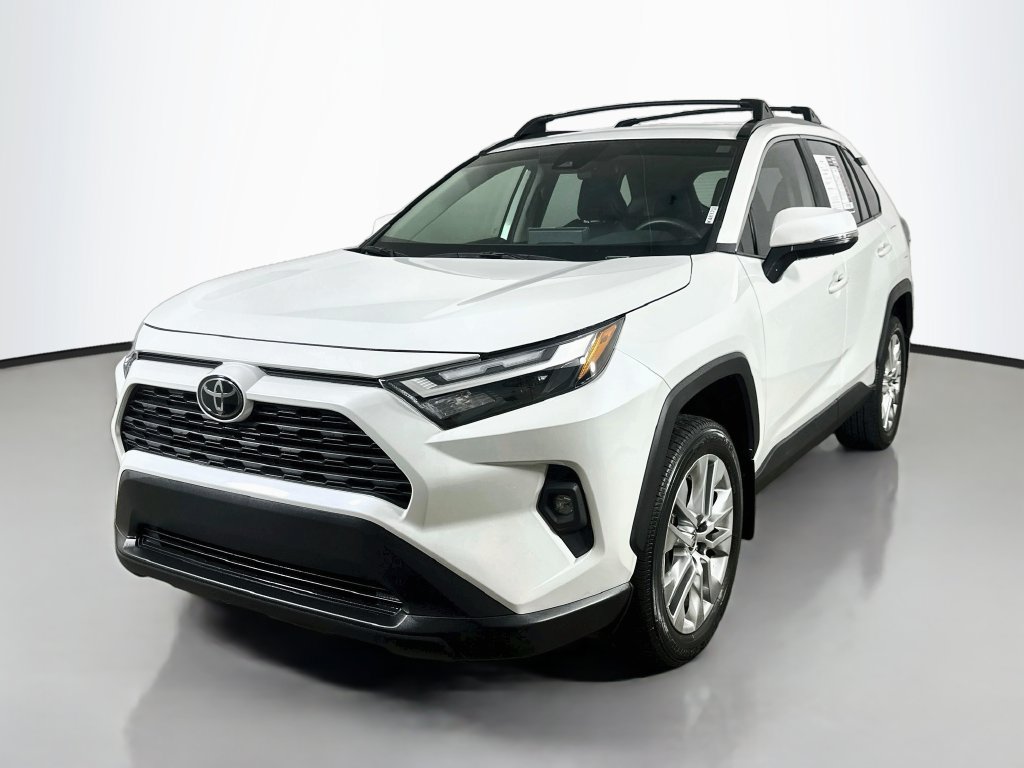 Used 2025 Toyota RAV4 XLE Premium AWD/4WD image 3