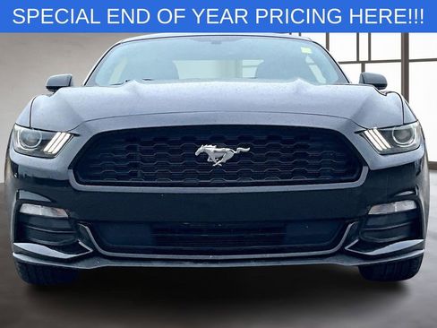 Used 2015 Ford Mustang V6 image 2