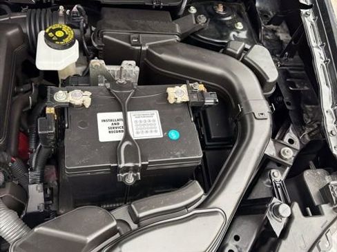 Used 2018 Nissan Rogue SL w/ Premium Package image 26