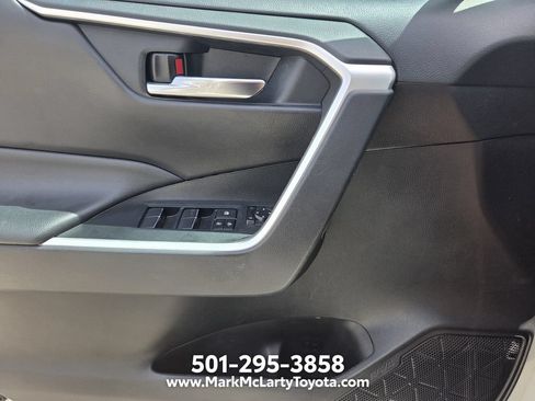 Used 2021 Toyota RAV4 XLE Premium AWD/4WD image 26