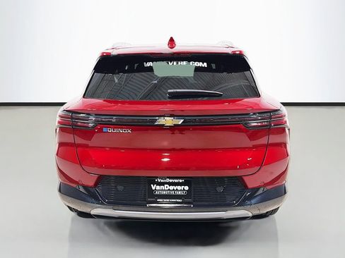 Used 2025 Chevrolet Equinox EV LT w/ Convenience Package FWD image 8