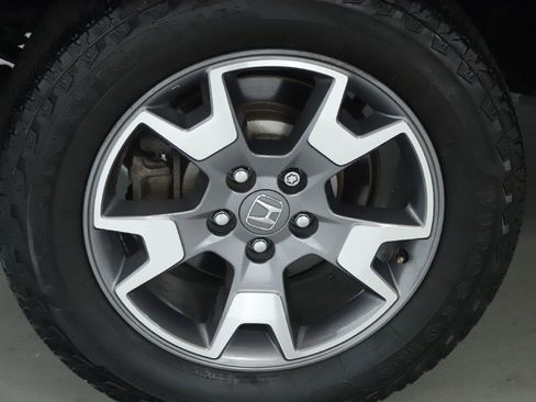 Used 2023 Honda Passport TrailSport image 12