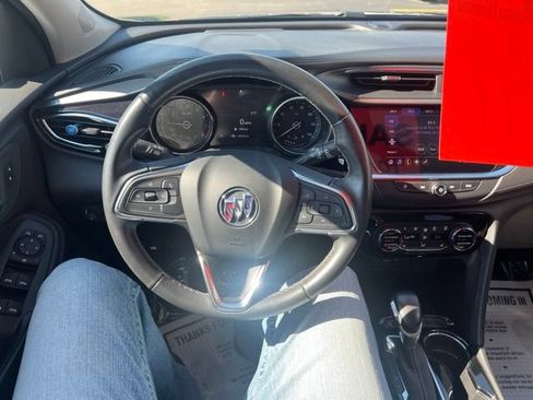 Used 2021 Buick Encore GX Select w/ Sport Touring Package FWD image 21