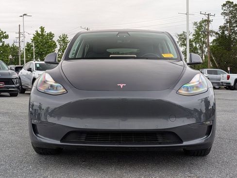 Used 2022 Tesla Model Y Performance AWD/4WD image 2