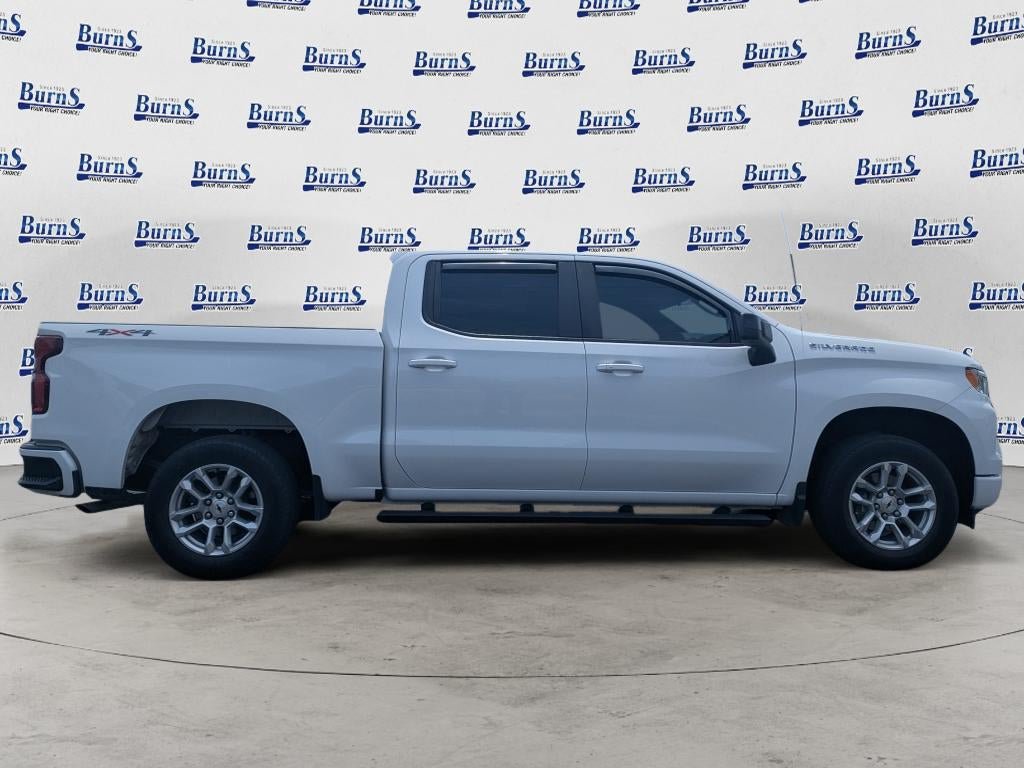 Used 2023 Chevrolet Silverado 1500 RST AWD/4WD image 2