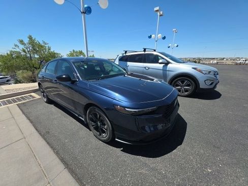 Used 2025 Honda Accord SE image 2
