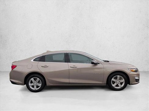 Used 2023 Chevrolet Malibu LT FWD image 4