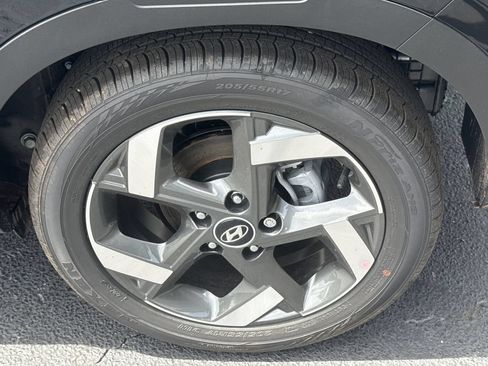 New 2026 Hyundai Venue SEL FWD image 18