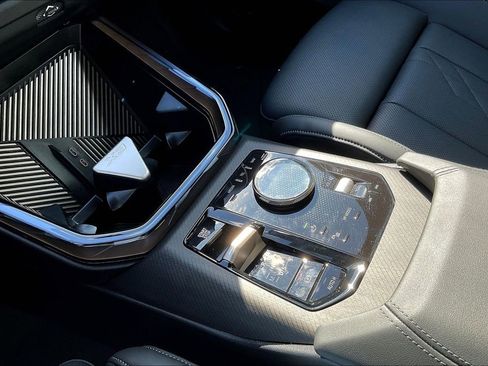 Certified 2025 BMW X3 xDrive30i w/ Premium Package image 18