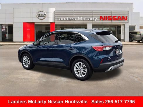 Used 2020 Ford Escape SE FWD image 6