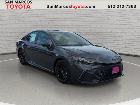 New 2026 Toyota Camry SE FWD image 3
