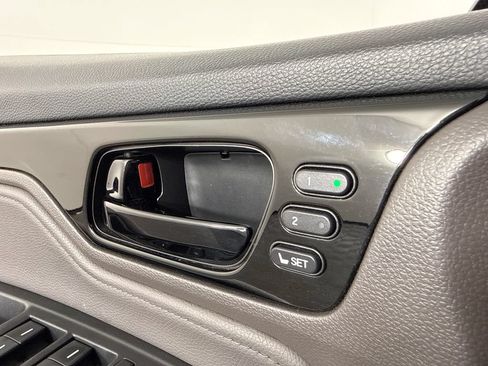 Used 2018 Honda Odyssey Elite image 26