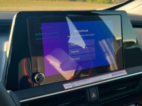 New 2026 Toyota Prius SE image 27