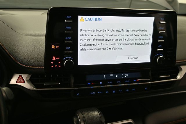 Certified 2023 Toyota Sienna XSE w/ XSE Plus Package AWD/4WD image 28