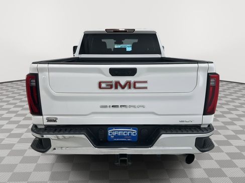 Used 2025 GMC Sierra 2500 SLT w/ SLT Convenience Package AWD/4WD image 4