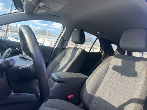 Used 2024 Chevrolet Equinox LT image 31