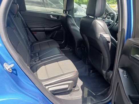 Used 2023 Ford Escape ST-Line w/ Tech Pack #1 AWD/4WD image 13
