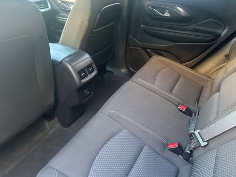 Used 2024 GMC Terrain SLE w/ Elevation Edition image 14