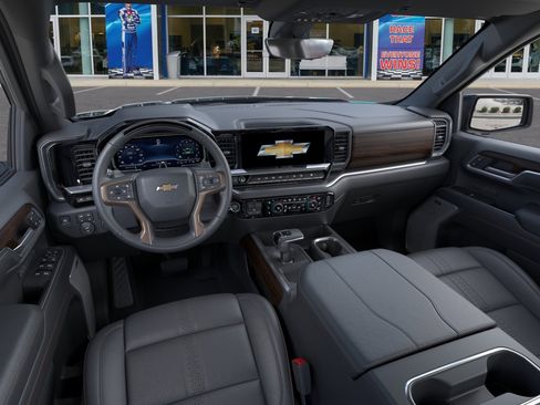 New 2026 Chevrolet Silverado 1500 High Country w/ Midnight Edition AWD/4WD image 17